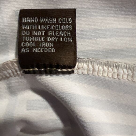 J. McLaughlin Women’s Button Up Top Small Catalina Cloth Roll Tab Sleeves - Picture 5 of 5